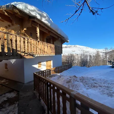Chalet De L'entasse N°9 *